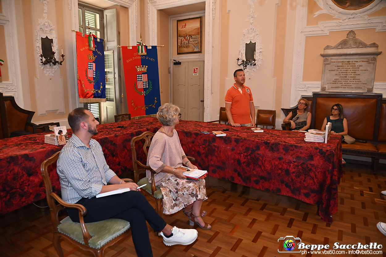 VBS_3329 - Presentazione libro 'Lady B.' di Leopoldo Aversente.jpg